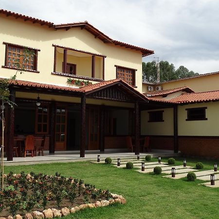 Hotel e Restaurante Sabor de Minas Salinas  Exterior foto